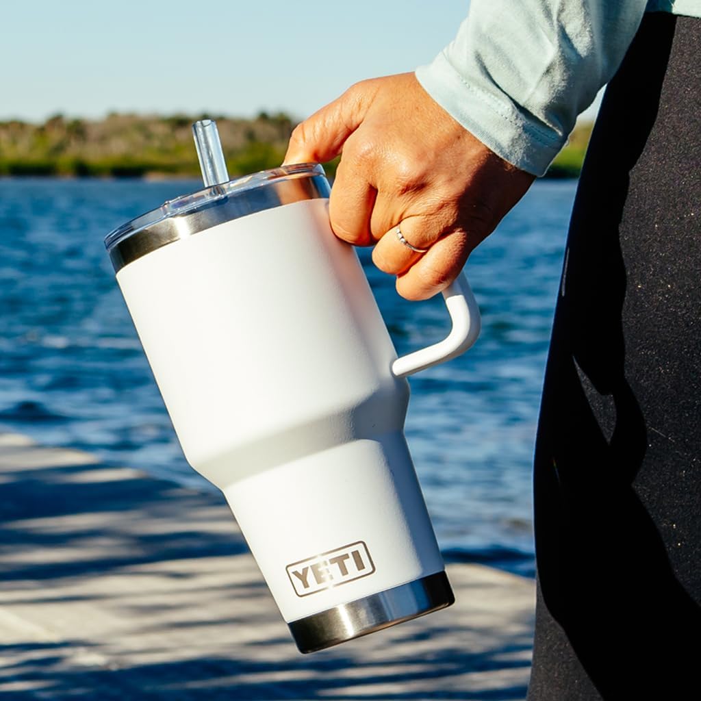 YETI Rambler 35 oz Straw Mug 2.0, Pace Purple